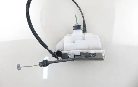 Citroen C3 Front door lock 46983280