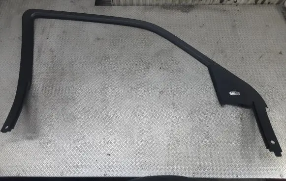 Chrysler 300 - 300C Other front door trim element
