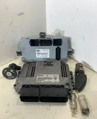 Alfa Romeo 147 Engine ECU kit and lock set 55204756 4E34A3BBM 0281012298