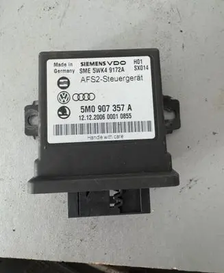 Volkswagen PASSAT B6 Light module LCM 5M0907357A 5WK49172A
