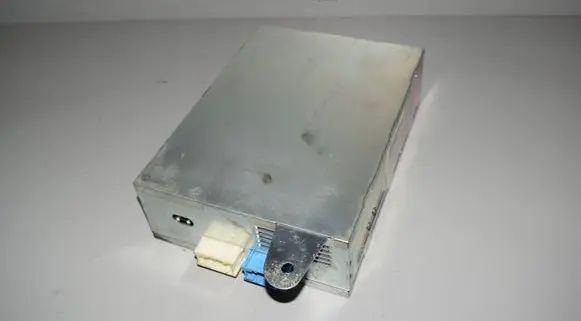 BMW 5 E39 Video control module 6902015