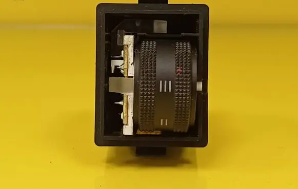 Audi A6 S6 C6 4F Headlight level height control switch 4F0941301A
