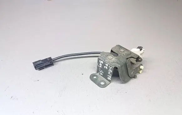 Hyundai Santa Fe Tailgate window lock/catch/latch 