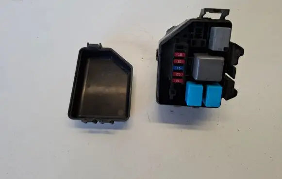 Lexus RX III Fuse box set 8266248200