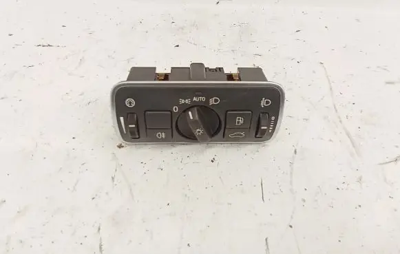 Volvo XC60 Light switch 31443841