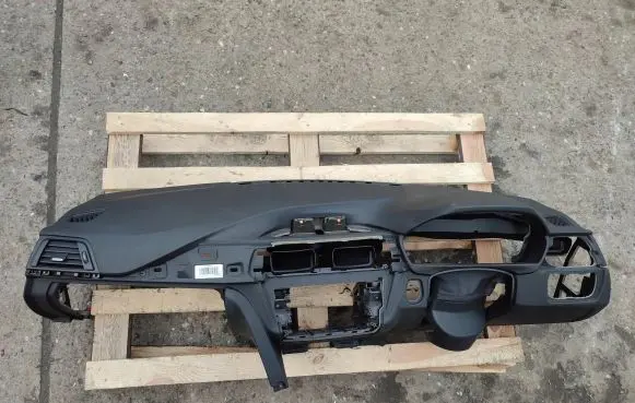 BMW 3 F30 F35 F31 Dashboard