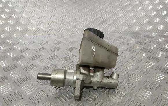 Mercedes-Benz S W140 Master brake cylinder 32066351