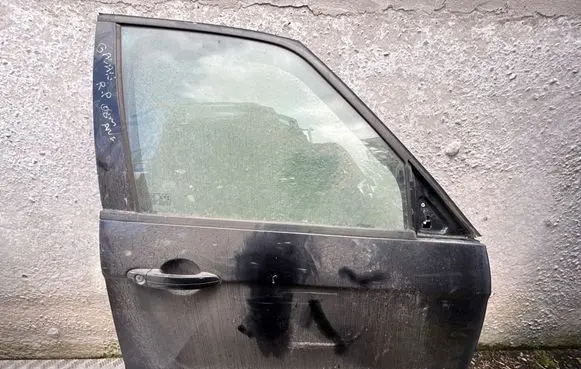 Ford Galaxy Front door