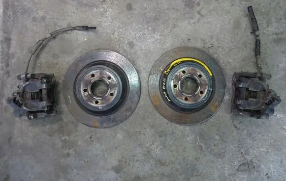 Ford Kuga II Brake discs and calipers set 