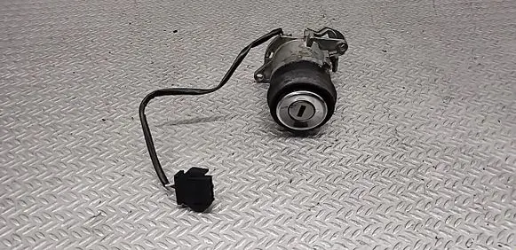 Audi A6 S6 C4 4A Tailgate exterior lock 4A5862055
