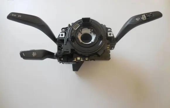 Audi Q3 F3 Gear shift switch/knob 82A953521BF 1014344004
