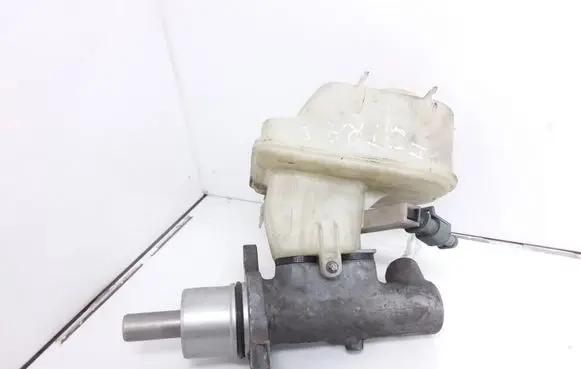 Opel Vectra C Master brake cylinder 320670701