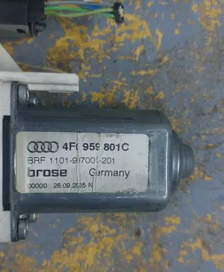 Audi A6 S6 C6 4F Rear door window regulator motor 4F0959801C 4F0959802