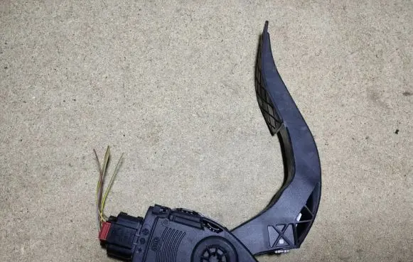 Audi Q5 SQ5 Accelerator throttle pedal 8K1723523 6PV00950501