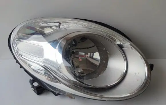 Fiat 500L Headlight/headlamp