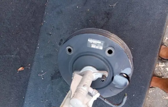 Volvo V40 Brake booster 31362927