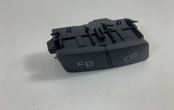 Mercedes-Benz E W212 Central locking switch button A2048706410