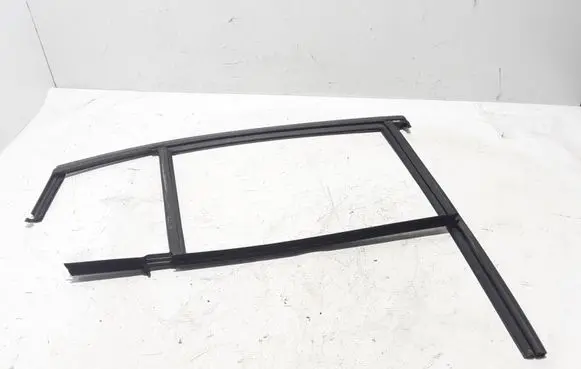 Volvo S60 Rubber seal rear door 32274400