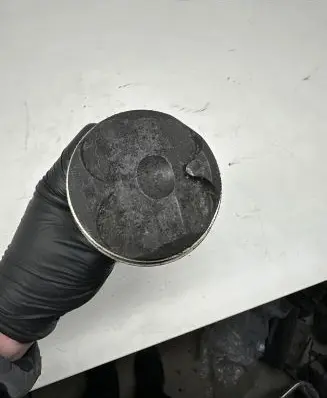 BMW 5 E60 E61 Piston with connecting rod