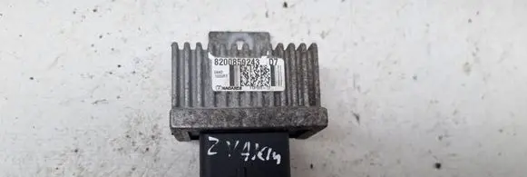 Renault Master III Glow plug pre-heat relay 8200859243