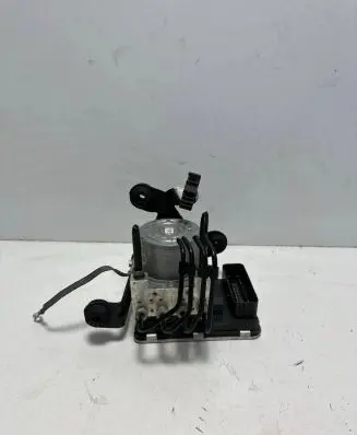 Volvo XC90 ABS Pump P31680101 31680101