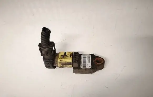 Mitsubishi Outlander Airbag deployment crash/impact sensor 8651A002