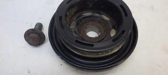 Mercedes-Benz Vito Viano W639 Crankshaft pulley A6110300503