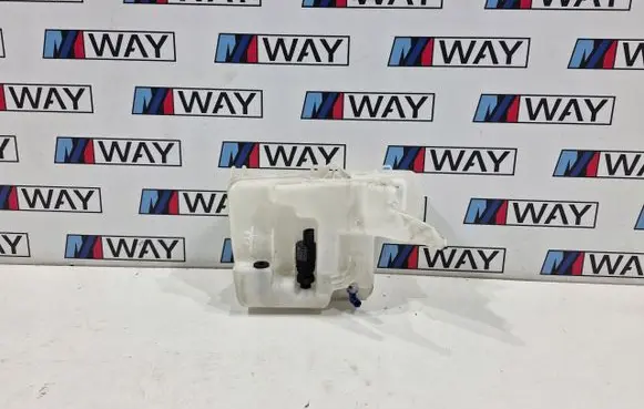 BMW 5 E60 E61 Windscreen/windshield washer pump