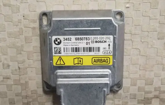 BMW 5 F10 F11 Airbag control unit/module 6850783