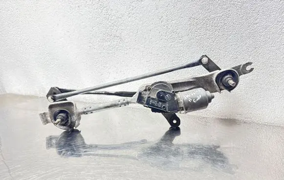 Opel Insignia A Front wiper linkage and motor 13227392 AV1590601415