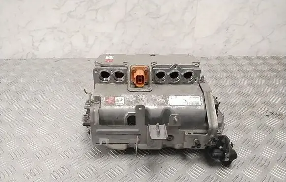 Volkswagen Golf VII Voltage converter inverter 5G0907070E