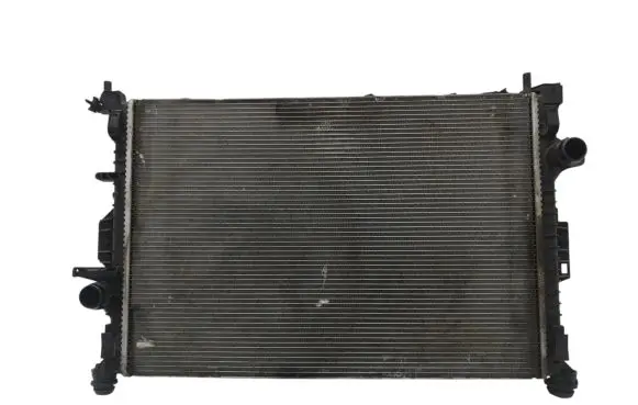 Ford Focus Coolant radiator 6G918005DD CV618C342BA