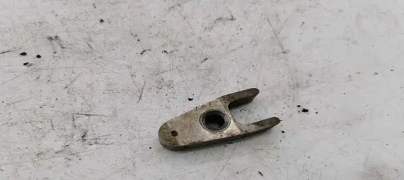 Mercedes-Benz ML W164 Fuel Injector clamp holder NOCODE
