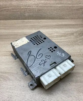 Chrysler Voyager Central body control module P4686674 4686674