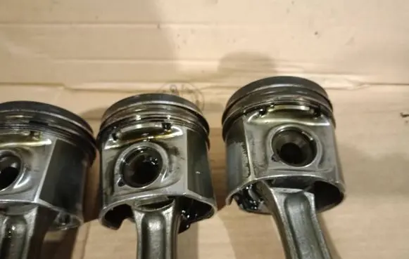 Fiat Ducato Piston with connecting rod 1230051