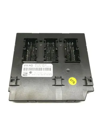 Audi A3 S3 8P Comfort/convenience module P4010304 8P0907063G