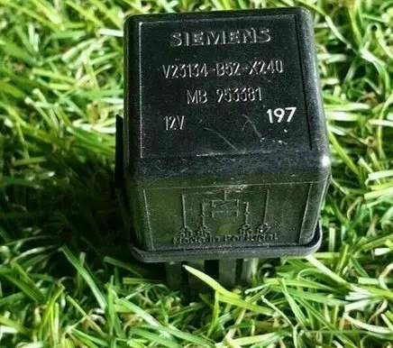 Volvo S60 Other relay MB953381