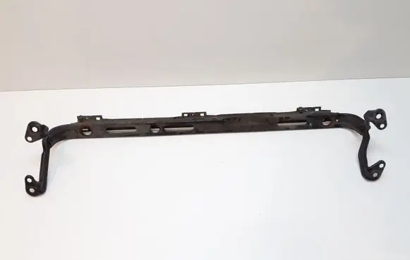 Volvo V50 Bottom radiator support slam panel 