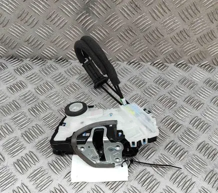 Toyota C-HR II Coupe door lock (next to the handle) 69040F4100