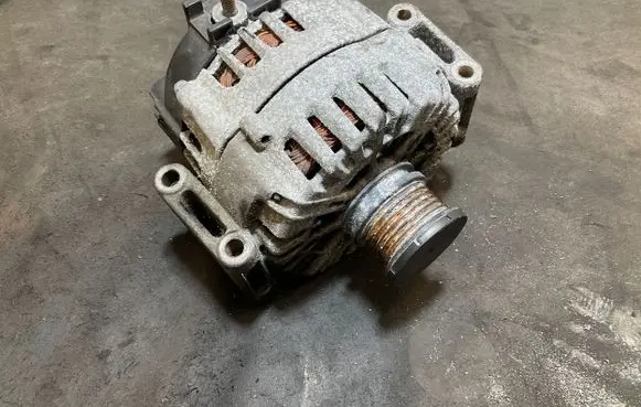 Mercedes-Benz Sprinter W906 Generator/alternator