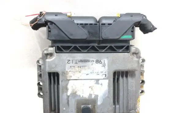 Fiat Bravo Engine control unit/module ECU 0281013577