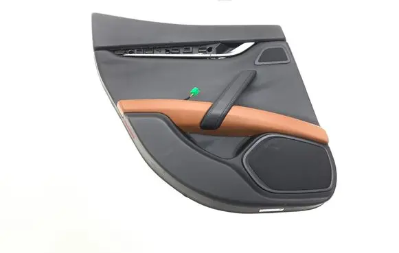 Maserati Ghibli Rear door card panel trim 105804692C 06700086150