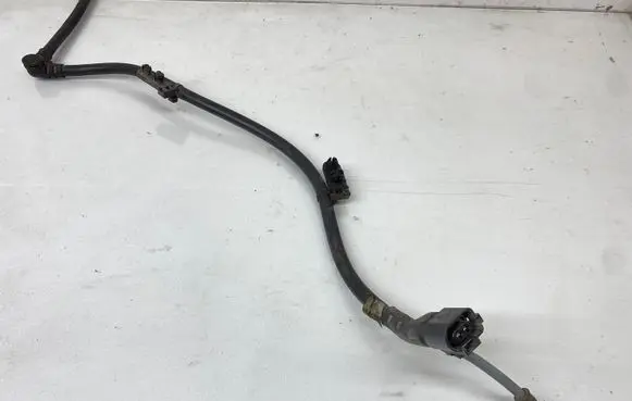 Skoda Superb B8 (3V) Rear ABS sensor wiring 6X09737226