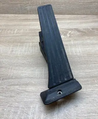 BMW 3 F30 F35 F31 Accelerator throttle pedal 6853176 6PV01043530