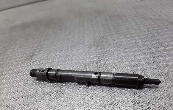 Audi A6 S6 C5 4B Fuel injector 059130201A