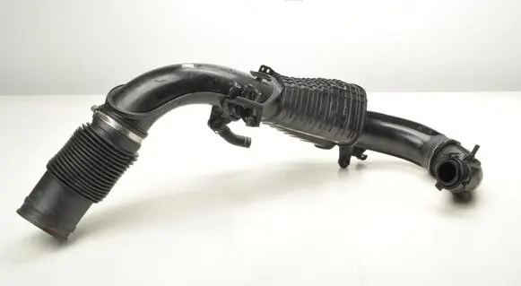Volvo XC40 Air intake hose/pipe 32222145