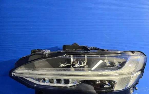 Volvo S90, V90 Headlight/headlamp 32342464
