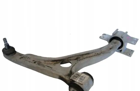 Mercedes-Benz CLA C117 X117 W117 Front lower control arm/wishbone A2463304800