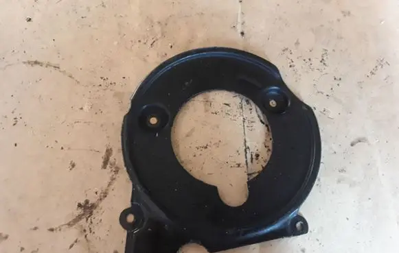 Volkswagen Touran I Timing belt guard (cover) 038109175