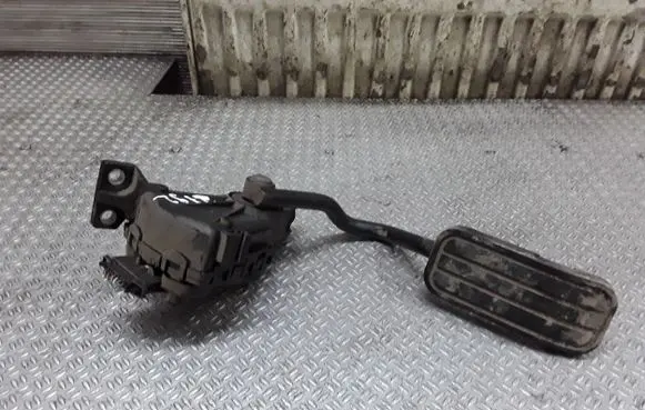 Volkswagen Sharan Accelerator throttle pedal 7M3721603D